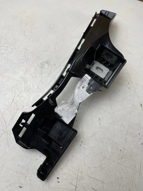 Article AK4D