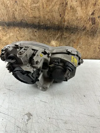 Mercedes-Benz Benz C-Klasse 2006 linker Scheinwerfer A2038201959 - Bild 2