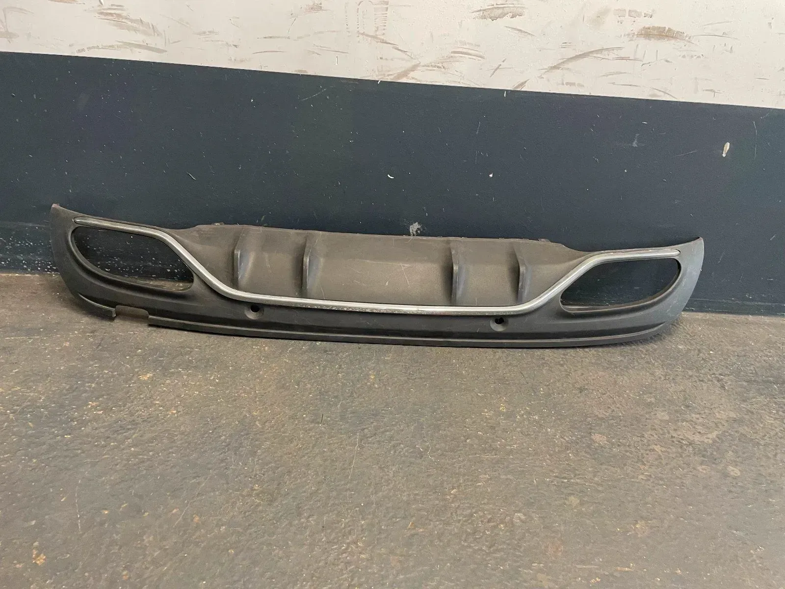 Mercedes Benz C-Klasse W205 AMG Diffusor A2058853103 - Bild 1