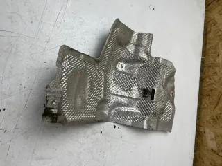 Mercedes W205 C Klasse Original Unterboden Hitzeschutz Hitzeblech A2056802022 - Bild 1
