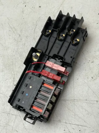 Mercedes W211 W164 Verteilerleiste Sicherungsdose Sicherungskasten A2115452601 - Bild 1
