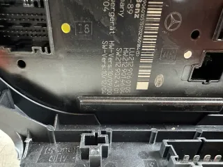 Mercedes E W212  Sicherungskasten Relais Box Steuergerät Modul A2129060105 - Bild 2