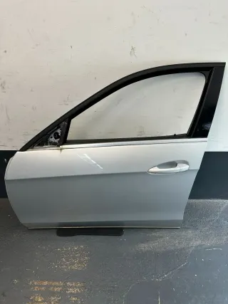 Mercedes E Klasse W212 MOPF 775 Türe vorne links - Bild 1