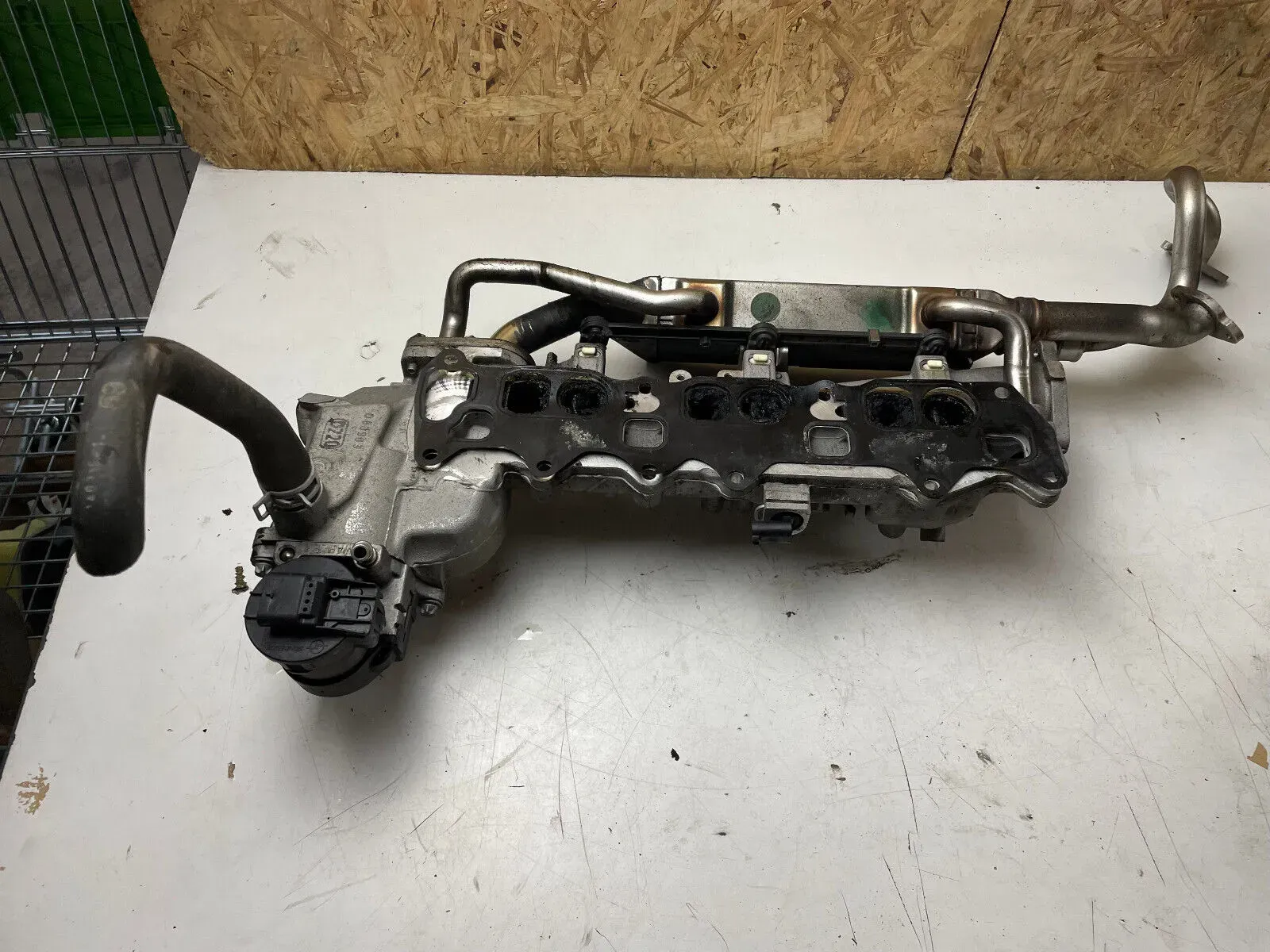 Mercedes Benz W164 ML Ansaugkrümmer mit AGR Kühler A6421401875 - Bild 1