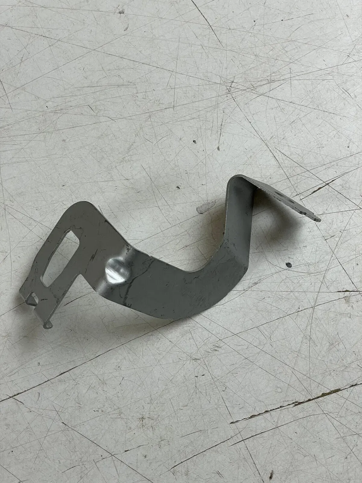 Mercedes-Benz GLC C253 Lärmdämmung Rechte Halterung A2535240140 Neu Original - Bild 1