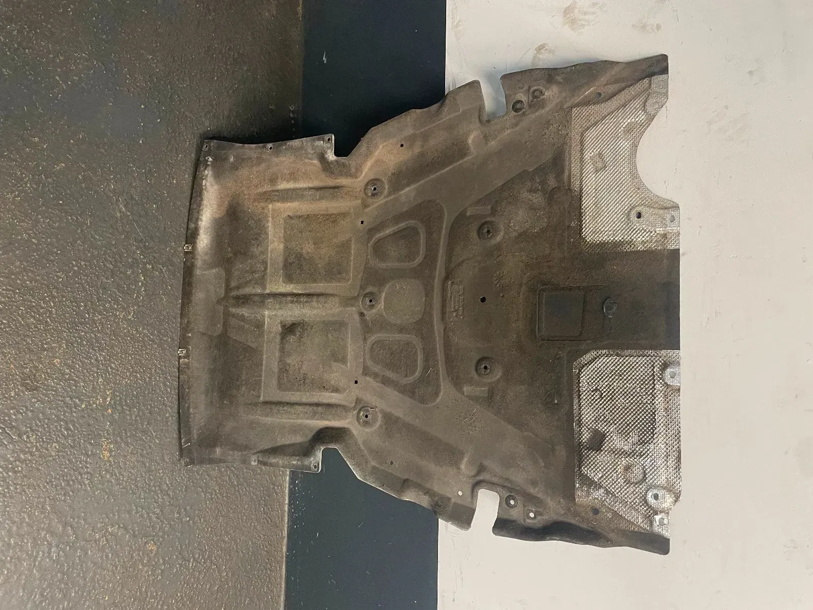 BMW F31 F30 F20 F21 F22 Unterfahrschutz Abschirmung 7241814 - Bild 1