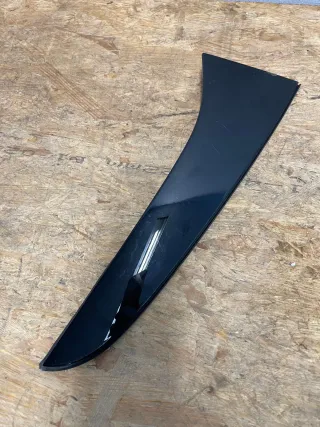 Mercedes S213 T-Model Anbau Heckspoiler rechts seitlich Spoiler A2137900488 - Bild 1