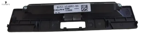 Background image for Original Land Rover Abdeckung innen BH32-454B92-BA BH32-454B92-BA