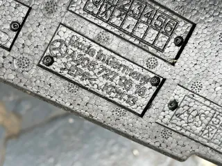 Mercedes W205 C-Klasse Verstärkung Dichtung Vorne Links A2057270516 - Bild 3