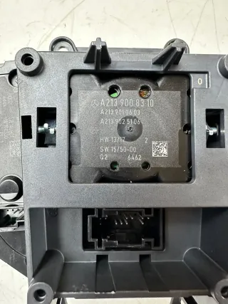 Mercedes W213 Mittelkonsole Bedieneinheit Touchpad A2139008310 / A2139059505 - Bild 7