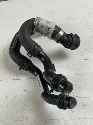 MERCEDES-BENZ AMG KÜHLER KÜHLMITTELSCHLAUCH SCHLAUCHLEITUNG A1905012700 - Bild 1