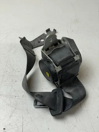 Mercedes W213 Gurt Sicherheitsgurt Mitte Hinten Limo A2138601385 / 628420200A - Bild 1