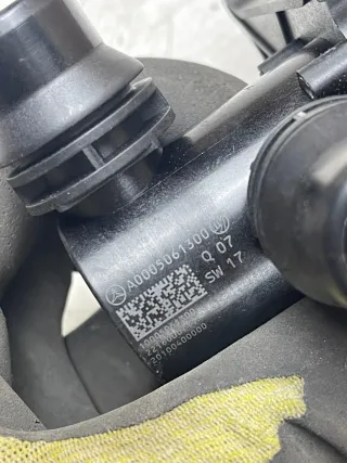 Mercedes Original A0005061300 Umschaltventil Kühlwasser Water Pump-Changeover - Bild 6
