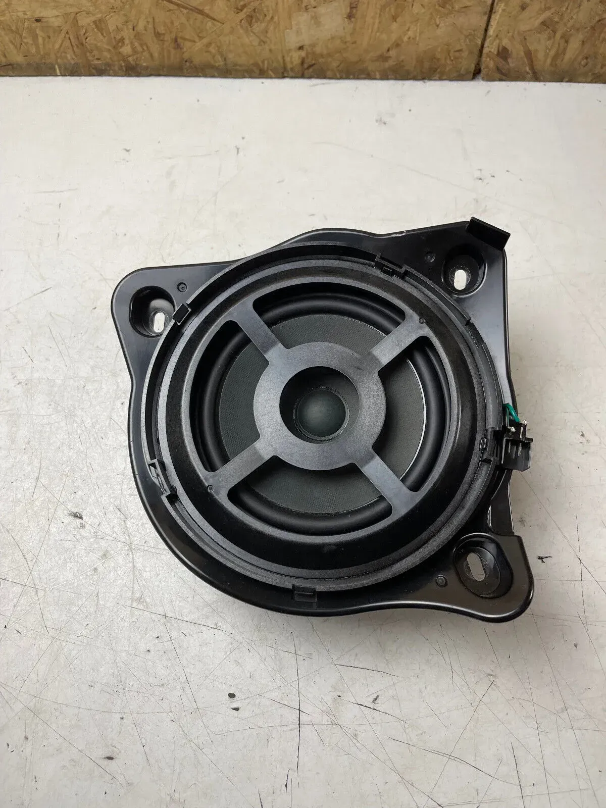 Mercedes Benz W205 Türlautsprecher Vorne Rechts A2058201800 Original - Bild 1