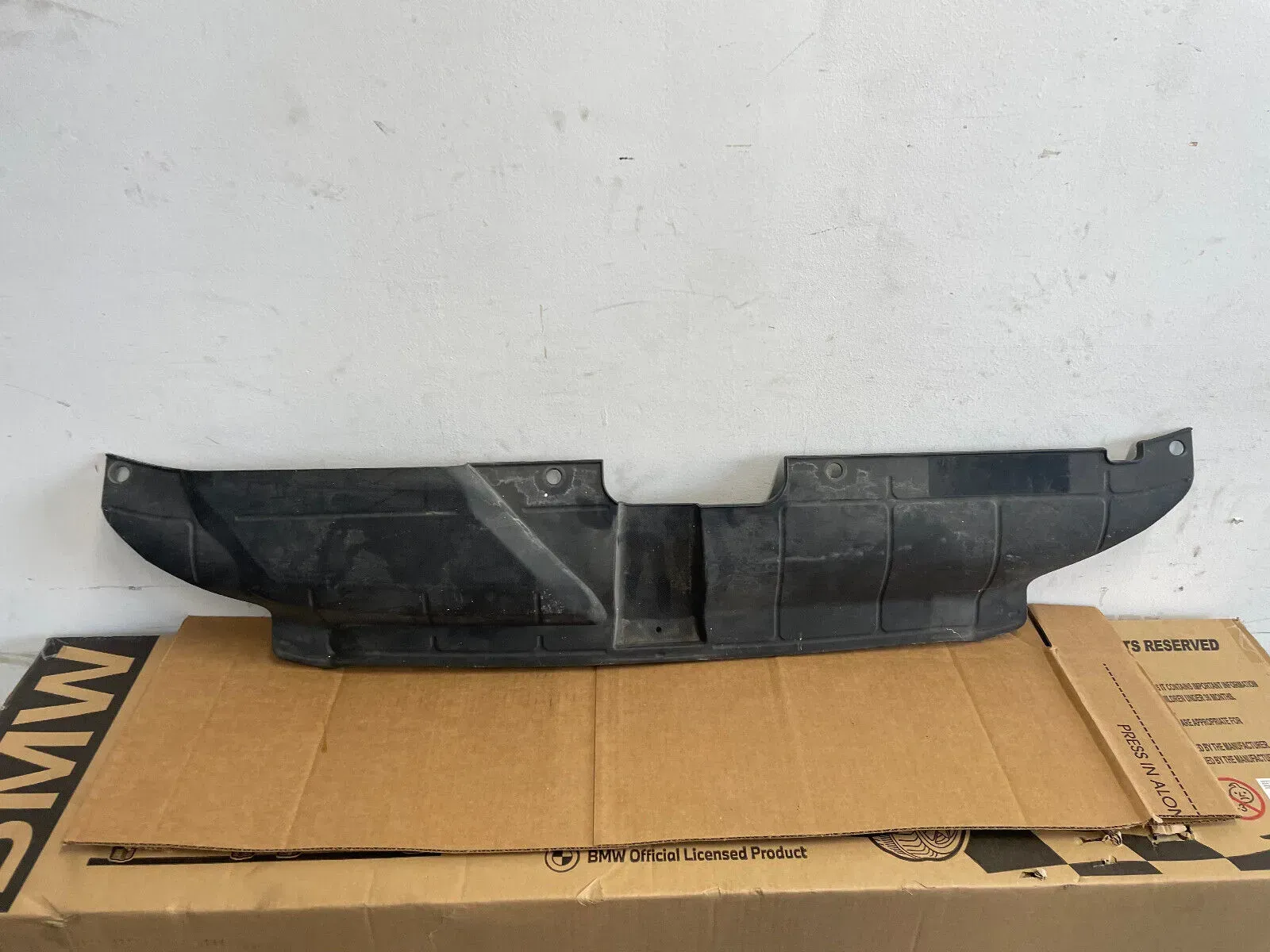 Audi A4 B8 8K Abdeckung Schloßträger Verkleidung oben 8K0807081B - Bild 1