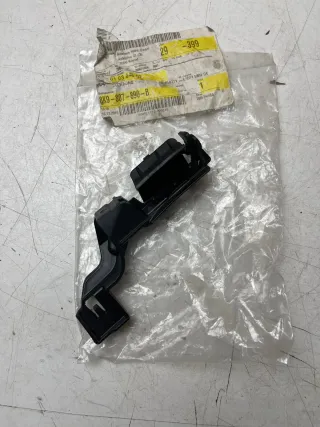 Audi A4 Avant hinten Stoßstangen Halterung 8K9807890B Neu Original - Bild 2
