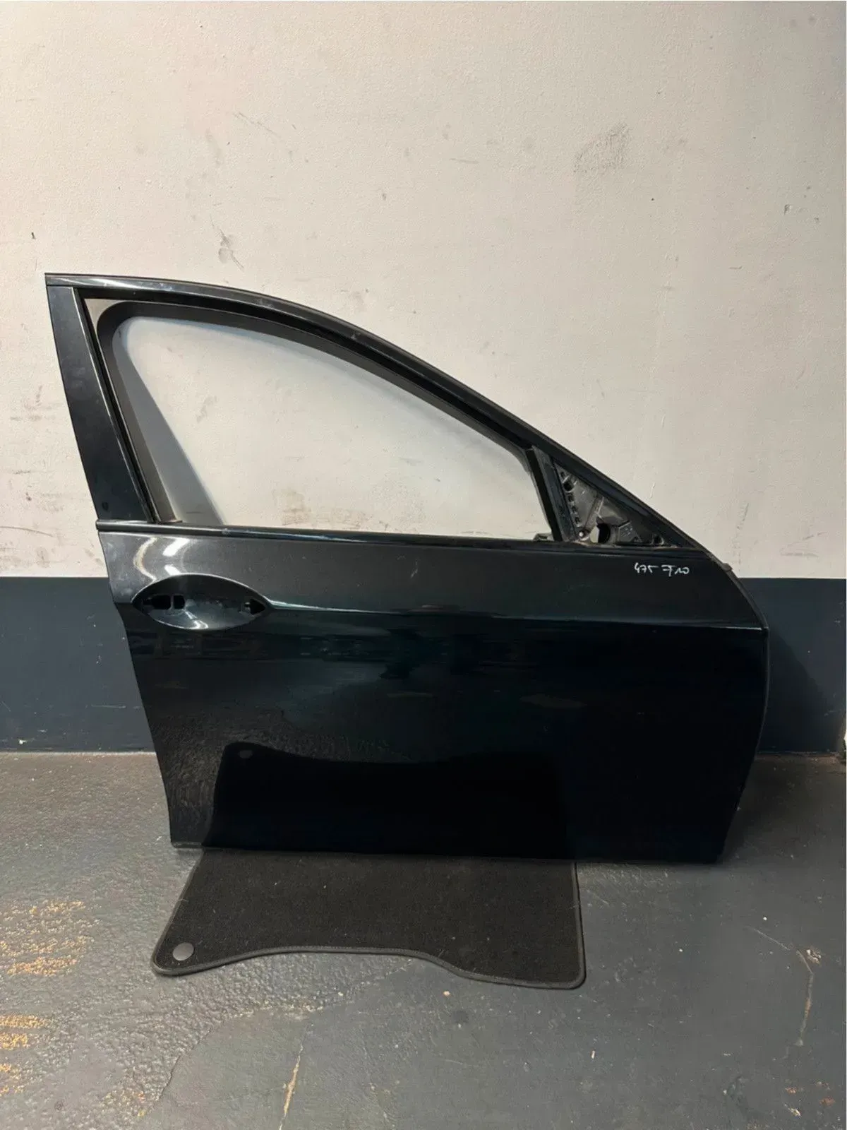 BMW F10 F11 Türe vorne rechts 475 - Bild 1