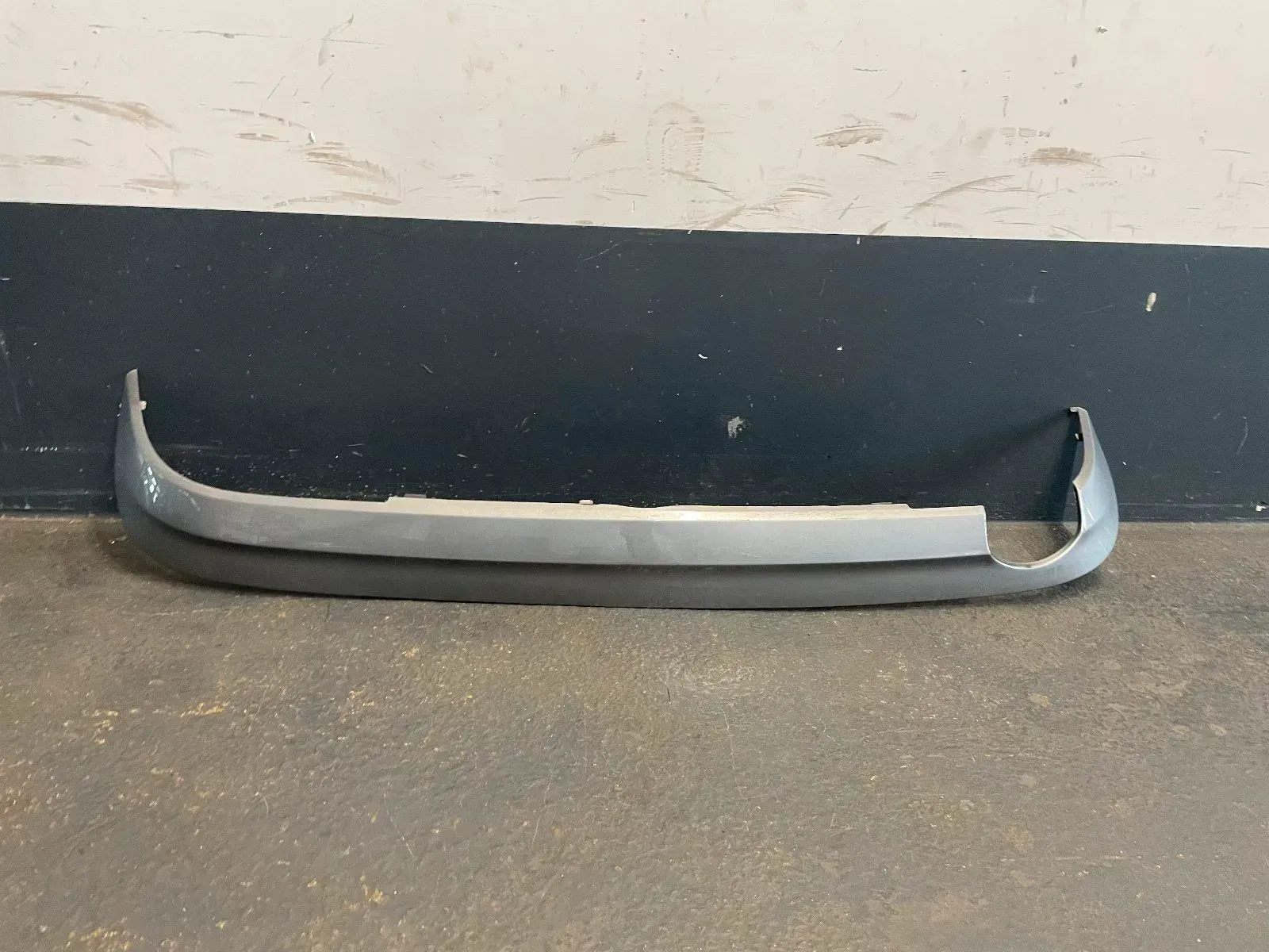 Mercedes E-Klasse W212 Diffusor für Stoßstange hinten A2128852725 - Bild 1