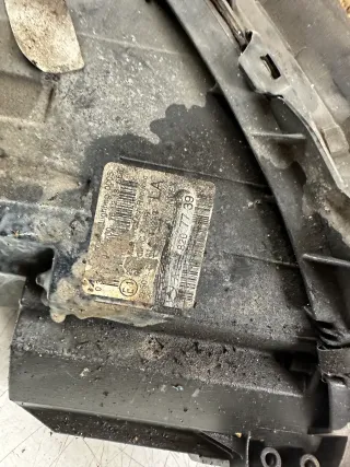 Mercedes Benz C W204 Vorne Links Seite Halogen Scheinwerfer A2048207739 - Bild 3