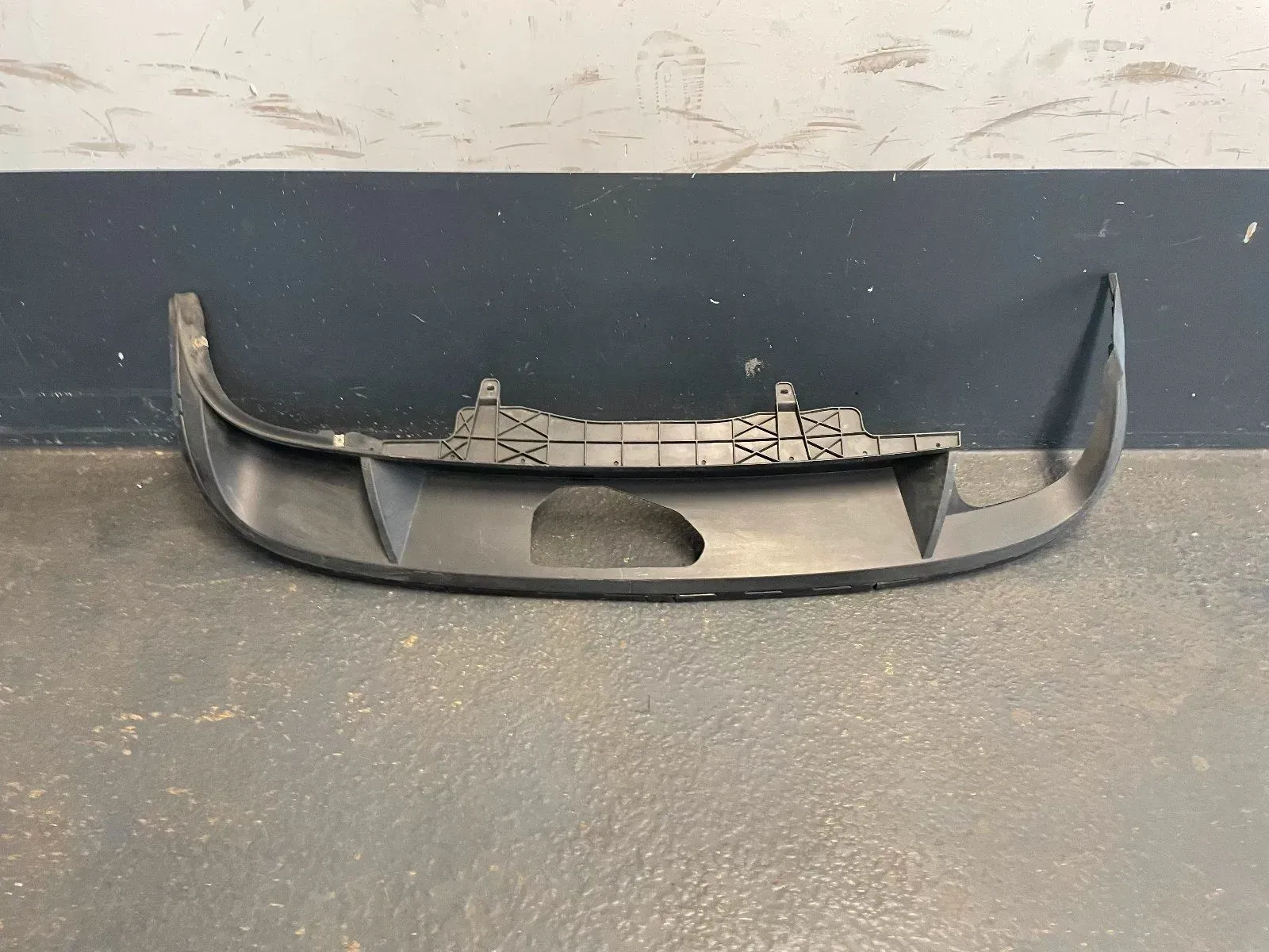 Vw Passat 3C B7 Stoßstange hinten Heckschürze Diffusor 3AF807521A - Bild 1