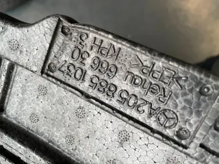 MERCEDES C-Klasse W205 Vorne Stoßstange Impact Schaum A2058851037 - Bild 4