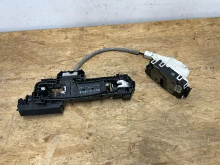 Mercedes W212 E-Klasse Türgriff + Türschloss Griff Hinten Links 2047602134 - Bild 1