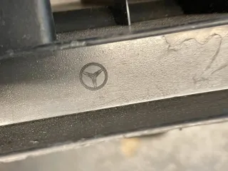 MERCEDES W212 Halter Grundträger Stoßstange hinten A2128851665 - Bild 5