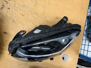 Frontscheinwerfer Mercedes-Benz W246 A2468205361 Links Scheinwerfer Headlight - Bild 4