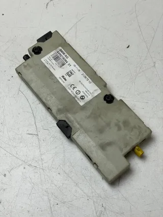 BMW F01 F02 F03 F04 F10 DIVERSITY VERSTÄRKER  Antenne Verstärker 9218094 - Bild 1