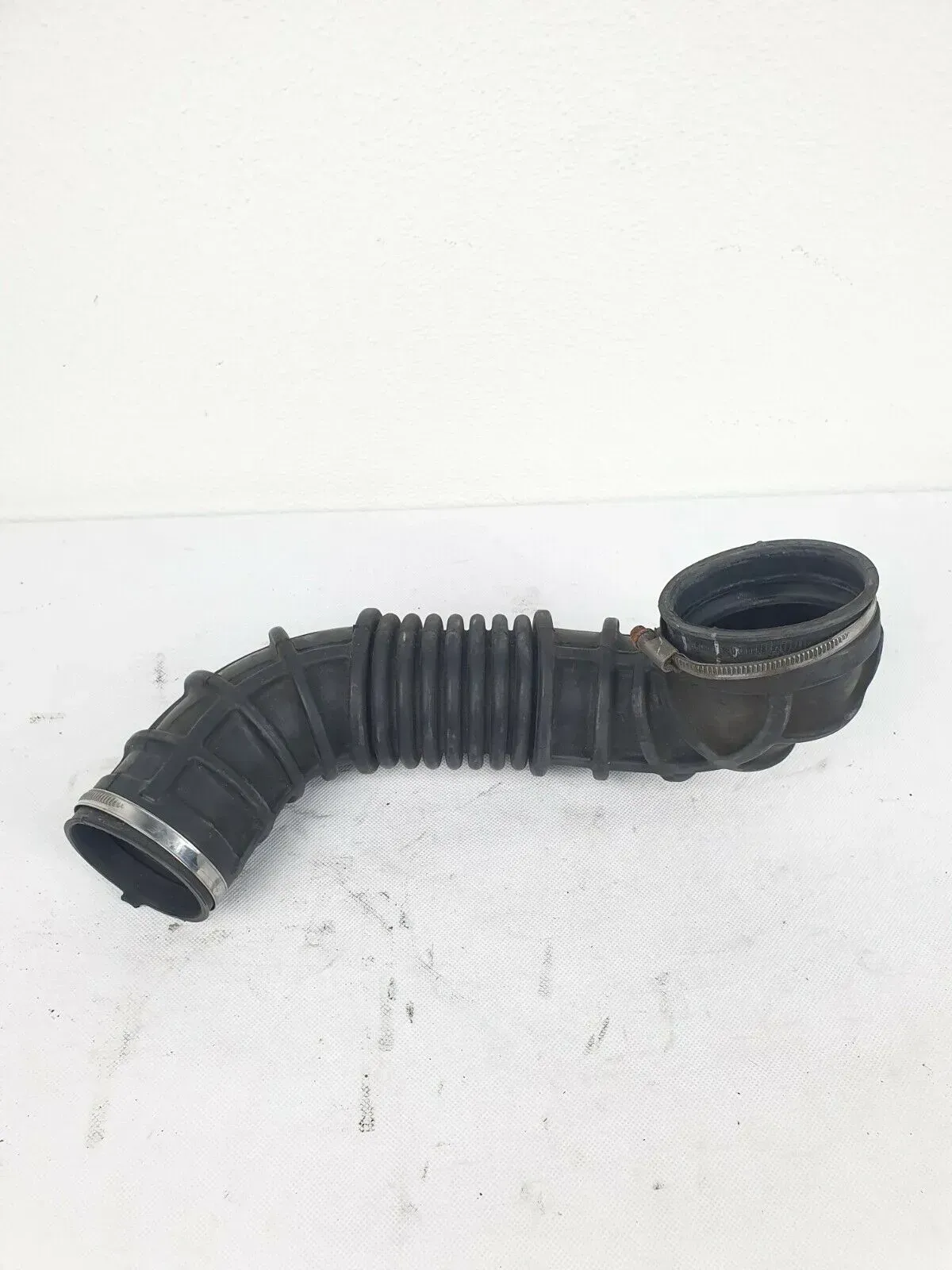 ANSAUGSCHLAUCH ANSAUGROHR OPEL ASTRA H 1,6 L TURBO 13242164 - Bild 1