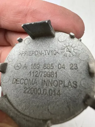 Mercedes B-Klasse W 245 Abdeckung Abschleppöse hinten A1698850423 - Bild 3