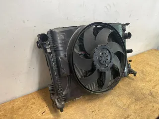Mercedes Kühlerpaket Lüfter Kondensator Wasserkühler A2045000554 / A2049066802 - Bild 2