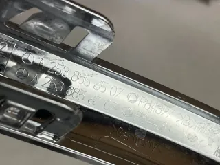 Mercedes-Benz  Chrom Zierleiste Schutzleiste Stoßstange  A2538856507 - Bild 4