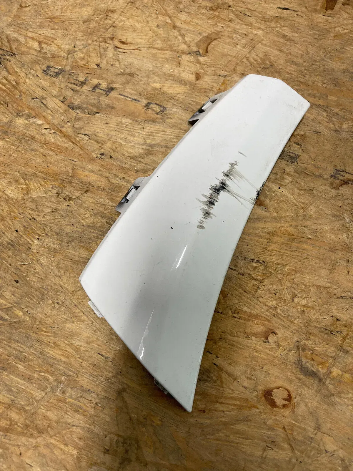 Mercedes C-Klasse W205 Stoßstange Abdeckung  vorne rechts Mopf A2058856602 - Bild 1