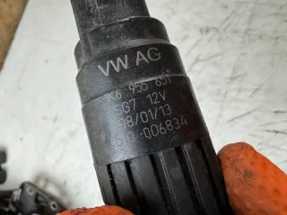 Waschwasserpumpe VW AG  Audi Q7 4L 1K6955651 - Bild 2