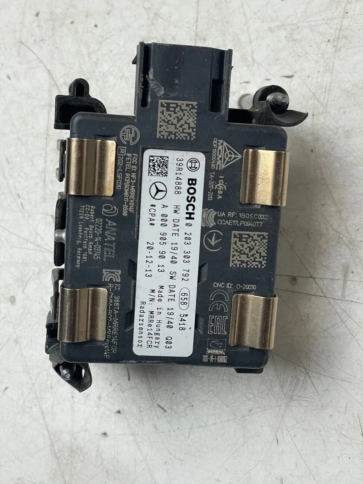 Mercedes Benz Radarsensor Distronic ACC Radar Steuergerät A0009059013 Bosch - Bild 1