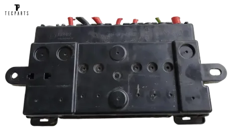 Background image for Range Rover Sport L494 Sicherungskasten 19249000001 Stromverteiler