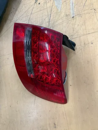 Audi A6 LED-Schlussleuchte Rechts 4F9945096E - Bild 2