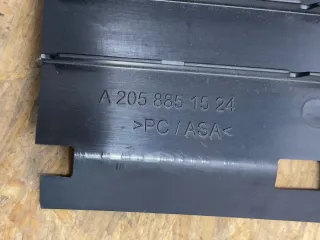 Mercedes C Klasse W205 Abdeckung Stoßstange hinten mitte A2058851524 - Bild 3