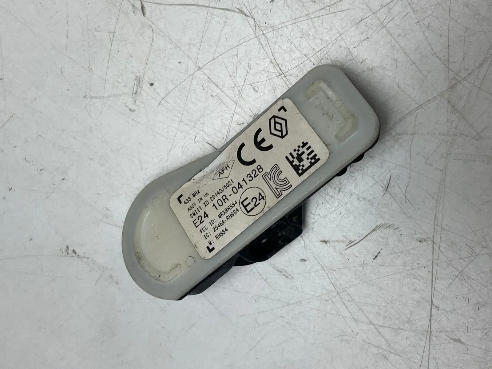 Renault Reifendrucksensor 407009322R / 407001628R / 2014DJ5021 / E2410R-041328 - Bild 1