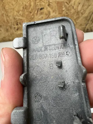 Volkswagen Touareg Abdeckung Deckel Abschleppöse vorne 7L6807156 RH - Bild 3