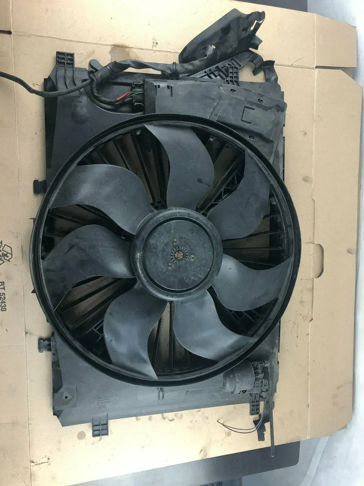 Mercedes Benz Lüftermotor Kühlerlüfter Lüfter A2045000755 - Bild 1