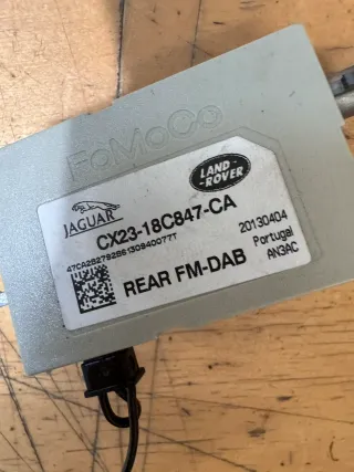 Jaguar XF X250 Antenne Verstärker CX23-18C847-CA - Bild 2