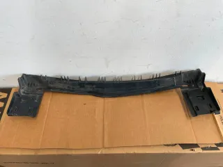 Mercedes A-Klasse W176 Verstärkung Schlossträger A1768850423 - Bild 3