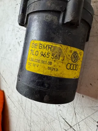 Zusatzwasserpumpe VW Touareg AUDI Q7 4L Wasserpumpe Umwelzpumpe 7L0965561J - Bild 2