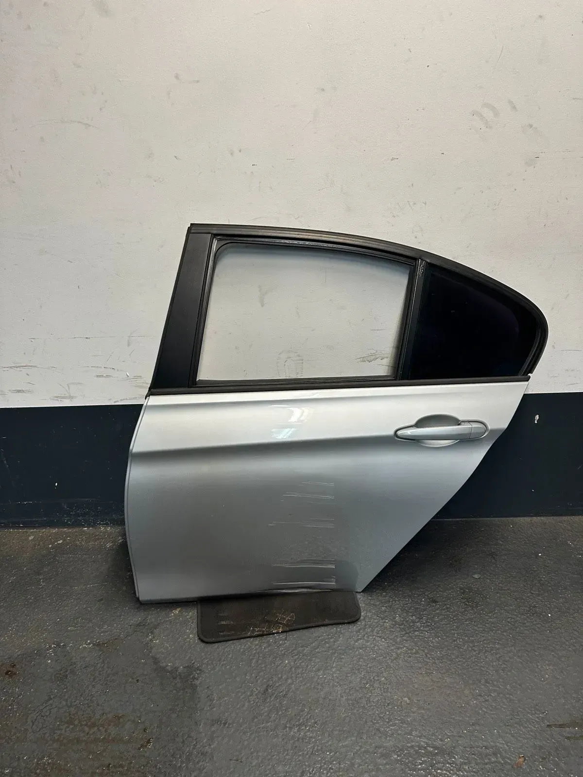 Original BMW F30 A83 Glaciersilber Tür hinten links - Bild 1