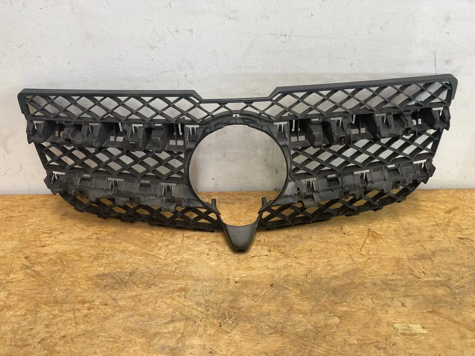 Mercedes GLK Klasse X204 Avantgarde Kühlergrill Grill Frontmaske A2048803583 - Bild 1