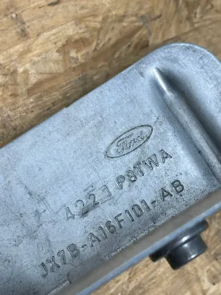 Ford Focus Mk4 Frontflügel Halterung Original JX7B-A16F101-AB / JX7BA16F101AB - Bild 4