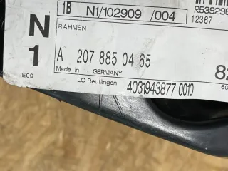 Mercedes E Klasse W207 Halter Träger Stoßstange rechts A2078850465 - Bild 3