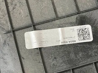 Mercedes Benz C-Klasse W205 Türvekleidung vorne rechts - Bild 13